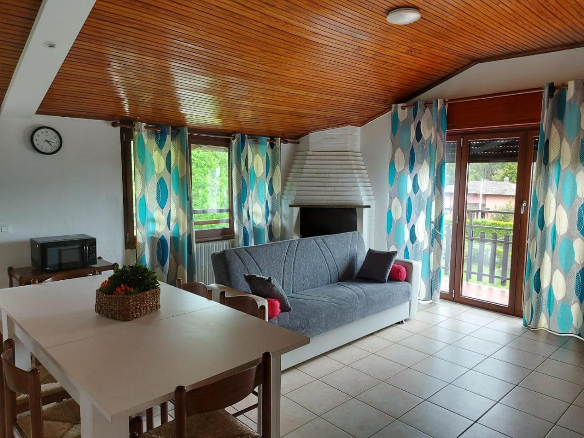 Bnbook Casa Dei Peschi - Lago Di Monate Cadrezzate Ngoại thất bức ảnh