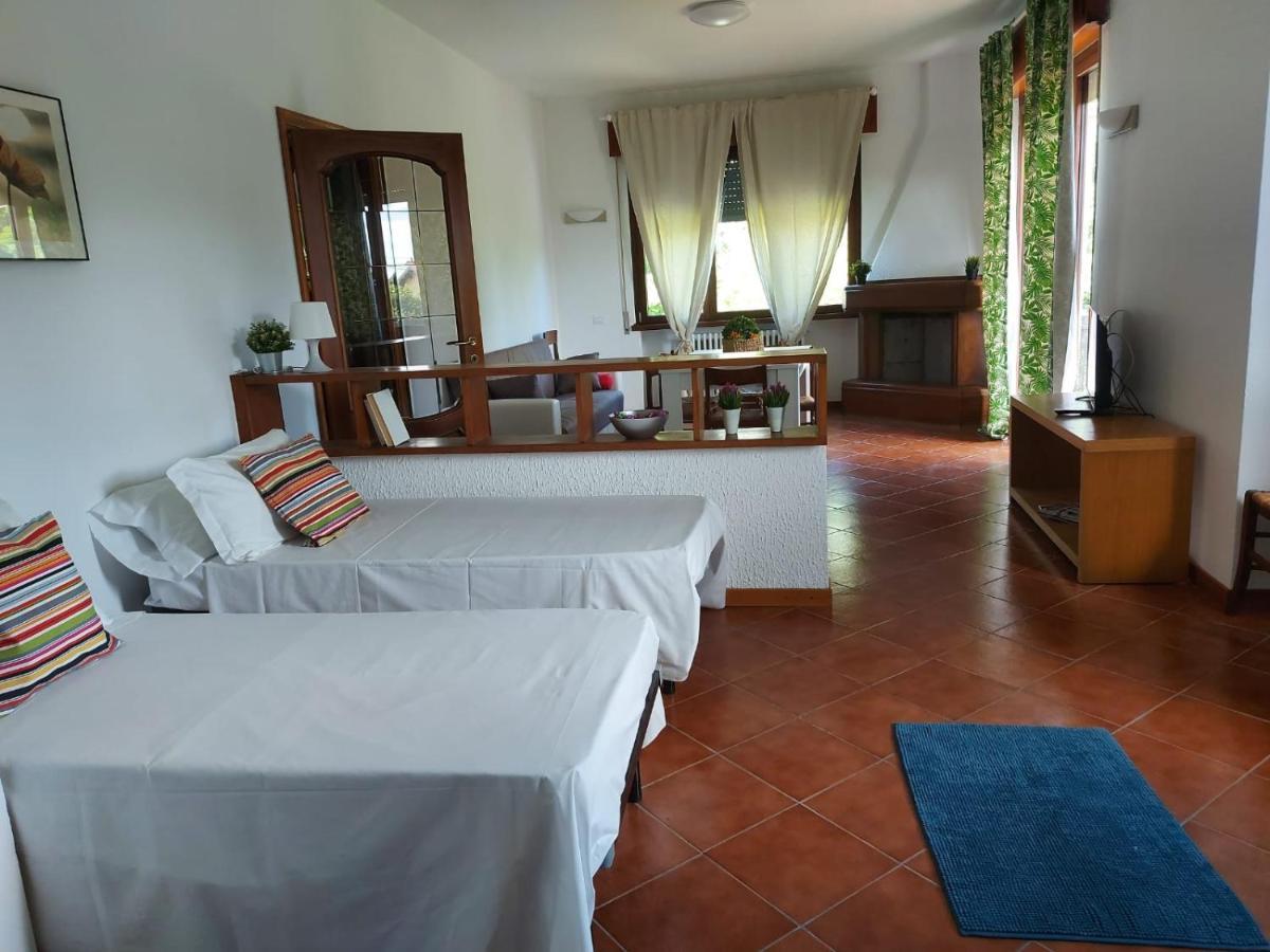 Bnbook Casa Dei Peschi - Lago Di Monate Cadrezzate Ngoại thất bức ảnh