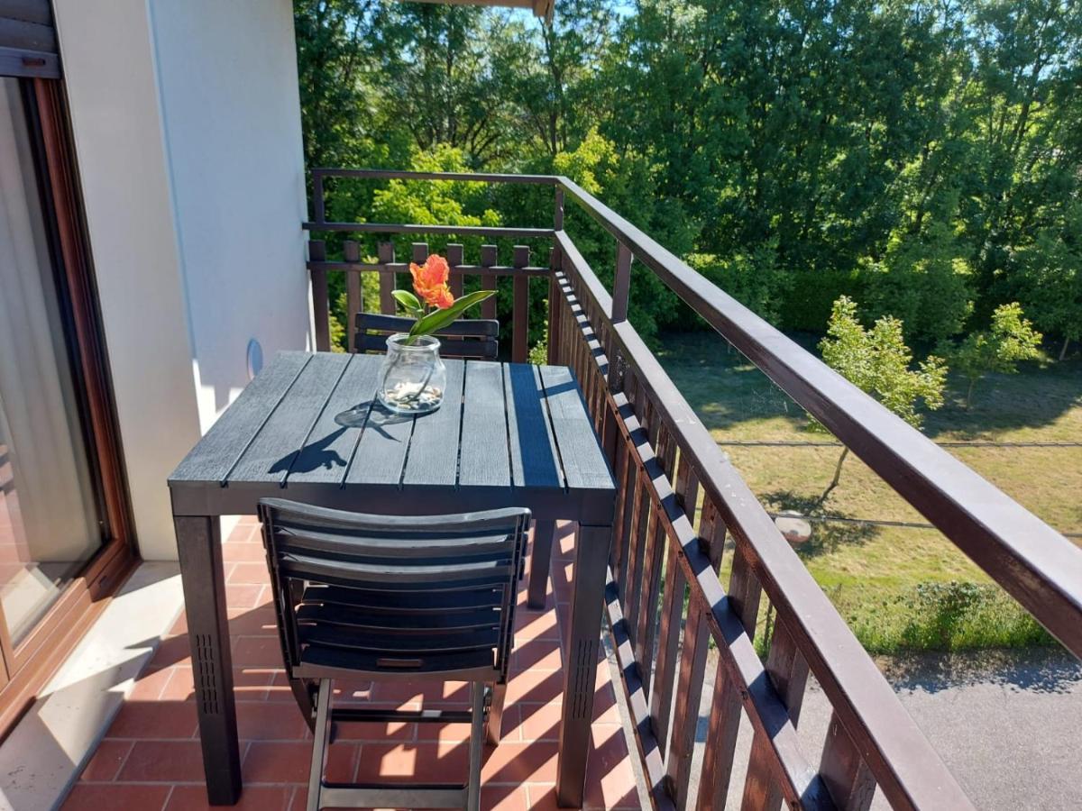 Bnbook Casa Dei Peschi - Lago Di Monate Cadrezzate Ngoại thất bức ảnh